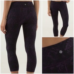 Lululemon Wunder Under Crop Baroque Zinfandel